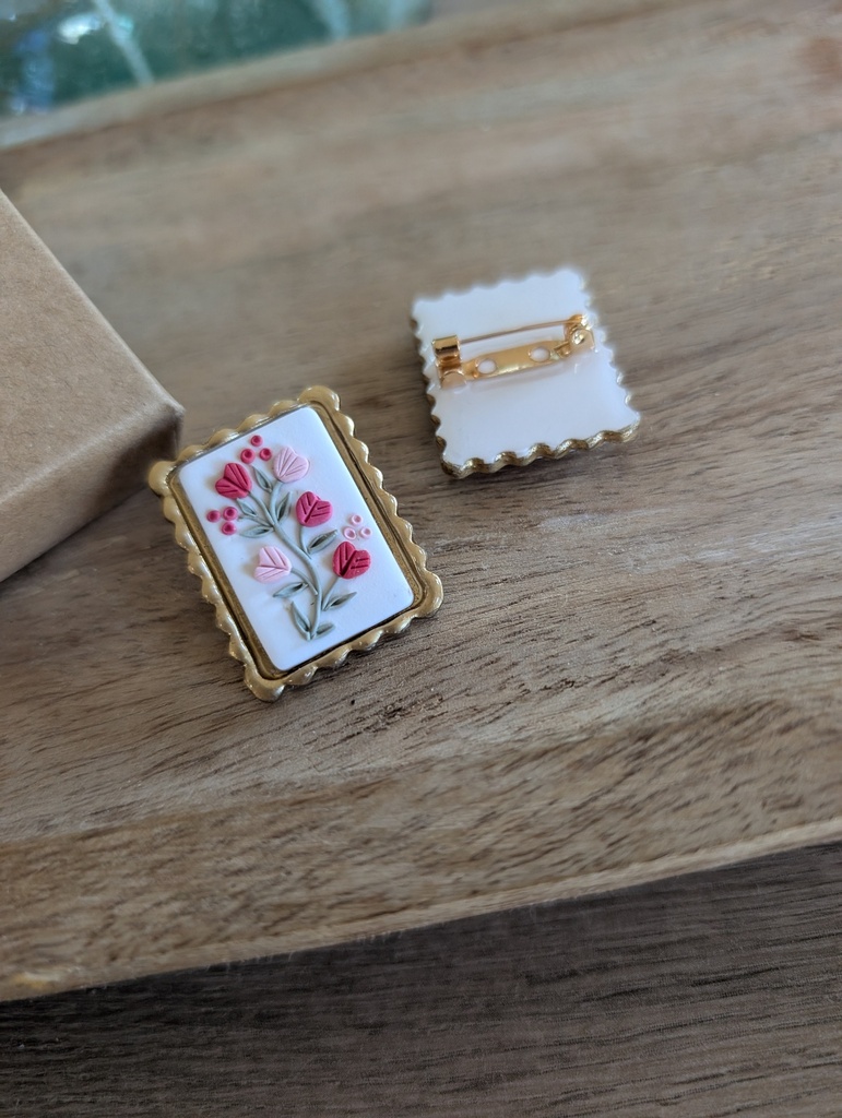 Broche Timbre Fleuri